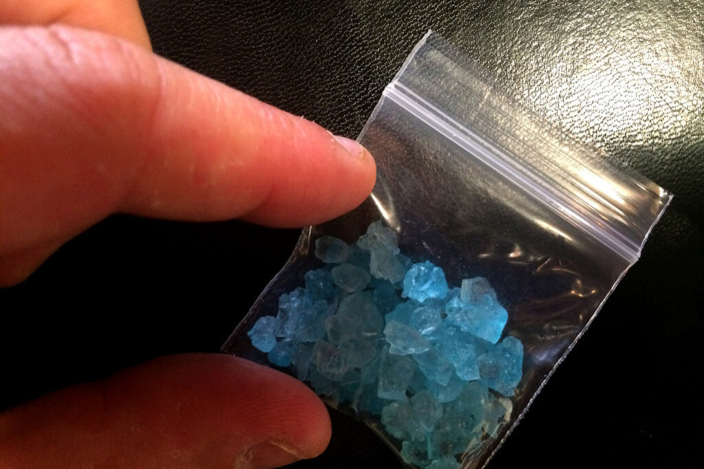 Какие наркотики могут быть в кристаллах как удалить браузер тор в виндовс 7 вход на гидру